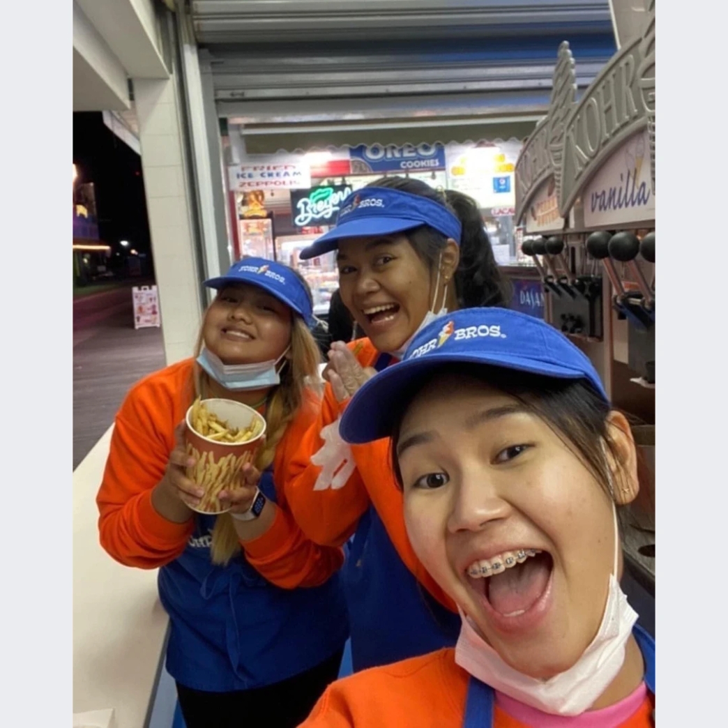 รีวิว review New Step Dunkin' Work and Travel wat2021 Crew Member New Jersey งานสอง งานเสริม ร้านไอศครีม