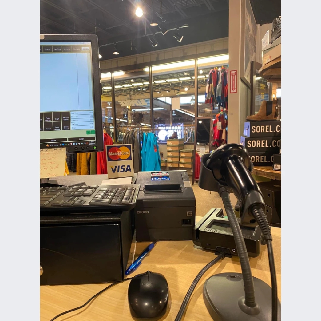 รีวิว review New Step Ober Work and Travel wat2022 park staff Tennessee งานหนึ่ง งานหลัก cashier แผนก retail ตำแหน่ง เรต ot เติมของ จัดร้าน คุยกับลูกค้า