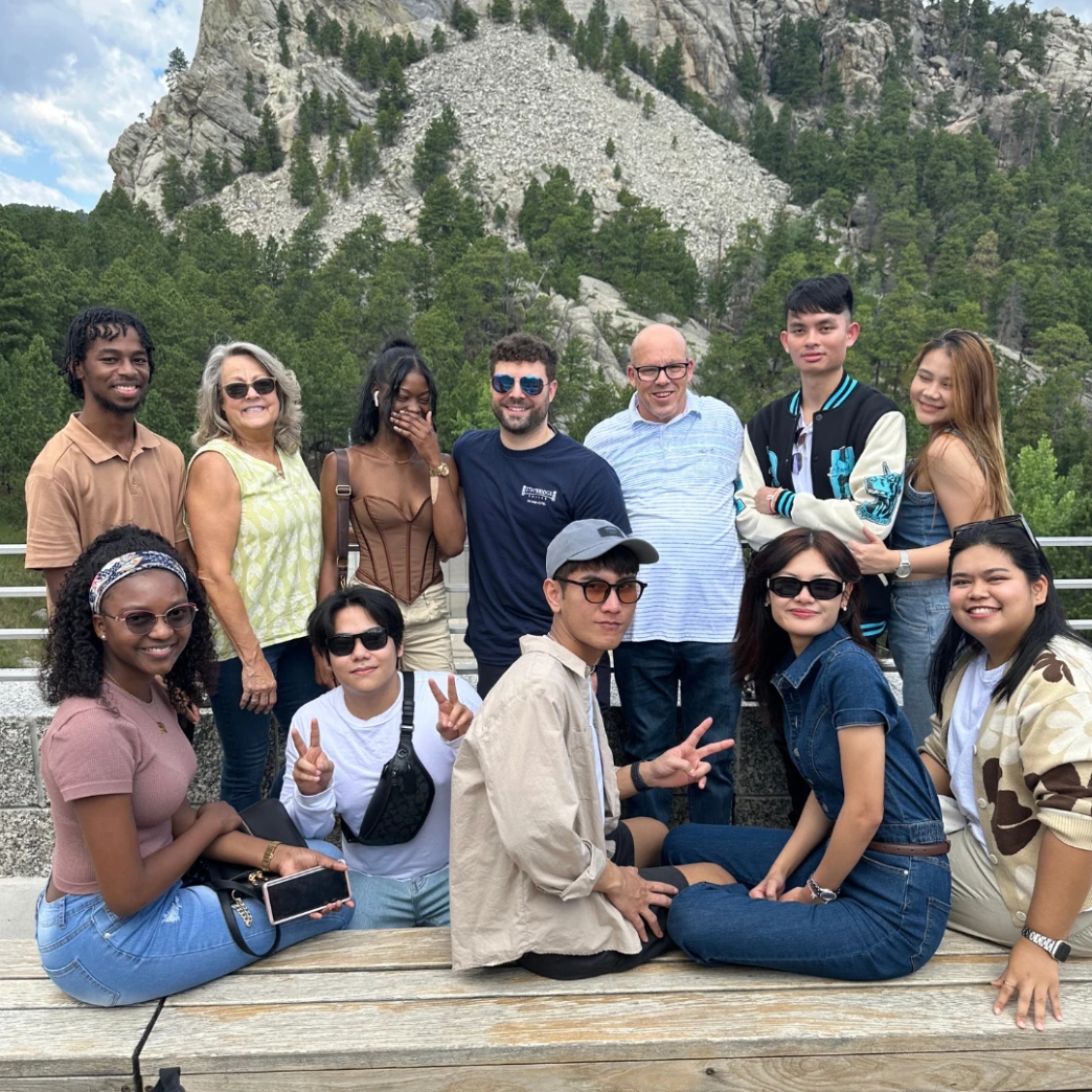 เจ้าของ เที่ยว รีวิว review New Step Best Western Plus Work and Travel Rapid City South Dakota wat2024 Housekeeping ทำงานต่างประเทศ แลกเปลี่ยนวัฒนธรรม ทำงานปิดเทอม ฝึกภาษา อังกฤษ