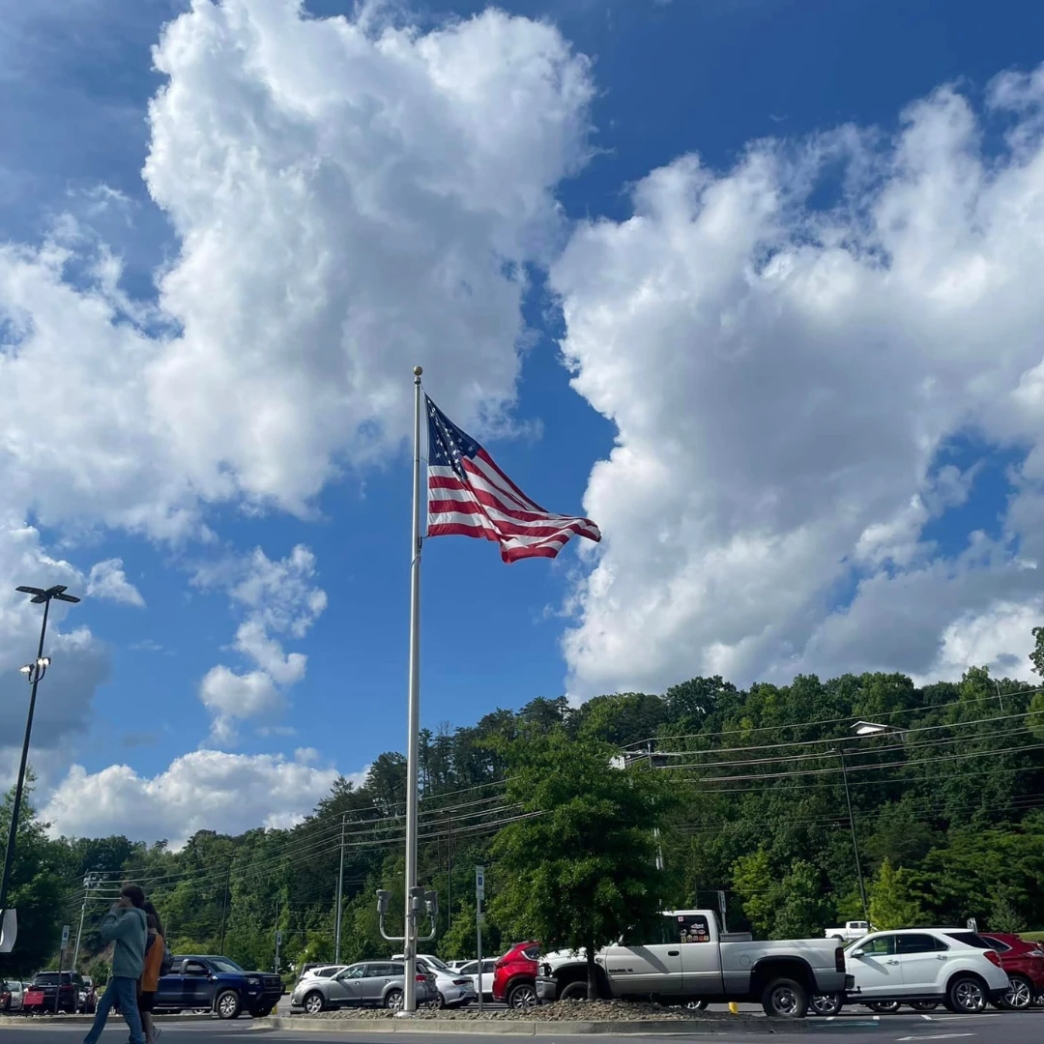 รัฐ อากาศ เพื่อน เอกสาร ssn review New Step Dollywood Work and Travel Pigeon Forge Tennessee wat2024 Team Member ทำงานต่างประเทศ แลกเปลี่ยนวัฒนธรรม ทำงานปิดเทอม ฝึกภาษา อังกฤษ