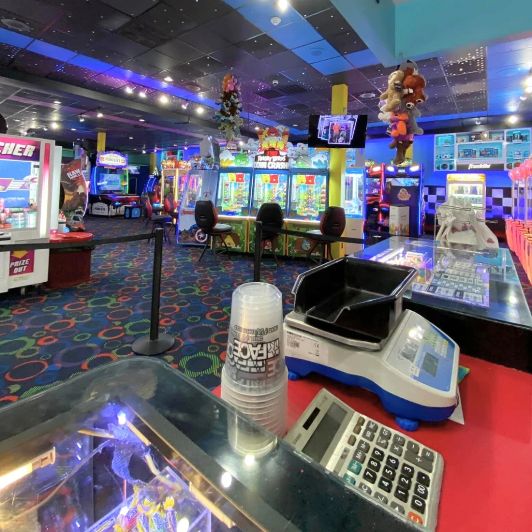 รีวิว review New Step Dollywood Work and Travel wat2023 food team Tennessee Acade อาร์เคด เรตดี ชั่วโมงเยอะ งานชิล โกคาร์ต สะสมแต้ม ของรางวัล เพื่อนร่วมงานดี